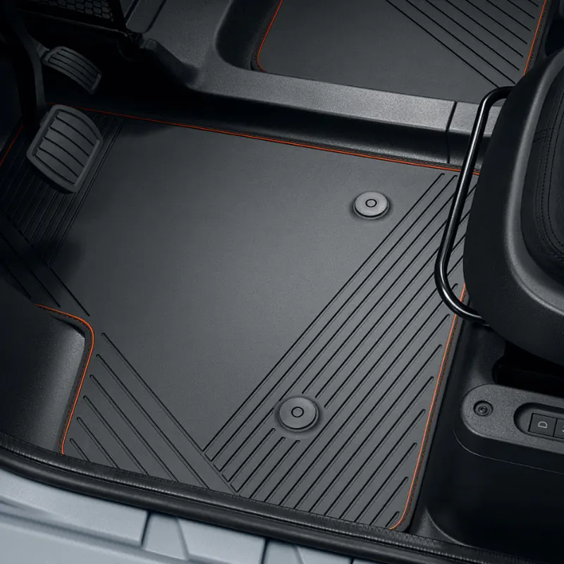 Mely autótartozékok teszik jobbá a napi vezetést?